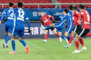 mk体育官方-【中超】埃里克传射邓涵文乌龙 三镇2比3遭亚泰绝杀