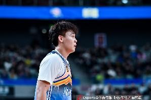 高升&amp;孙思尧&amp;纳托尔 赵睿将是北京男篮队史第4个穿24号球衣球员